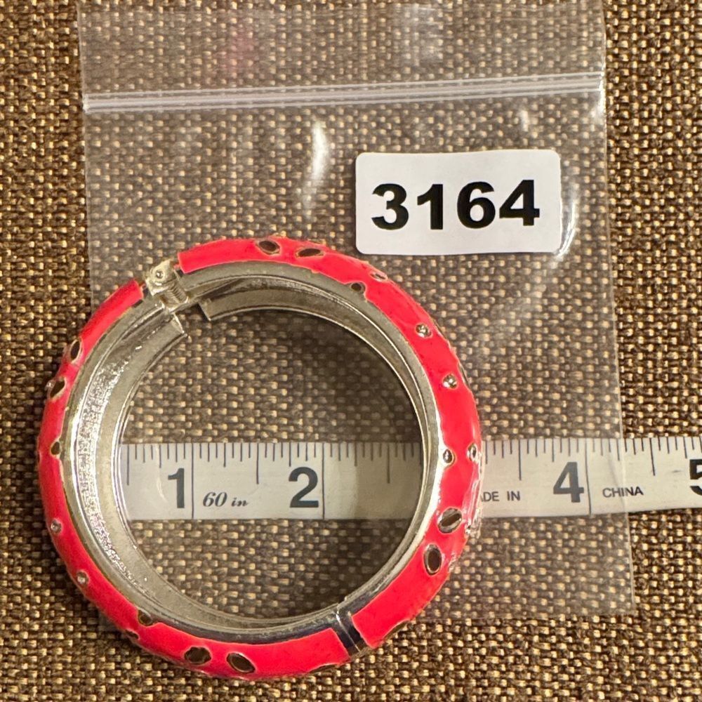 3164-Sequin Enamel Bracelet NWOT‎